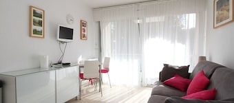 Modern Studio with Terrace, AC, and Parking