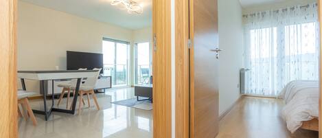 2 dormitorios, tabla de planchar con plancha, Internet gratis