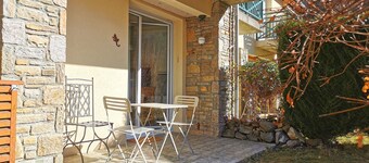 T2 avec jardin à pied des Thermes