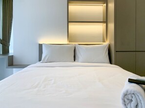 Individually decorated, individually furnished, free WiFi - Homey Studio At Tokyo Riverside Pik 2 Apartment (Teluknaga)