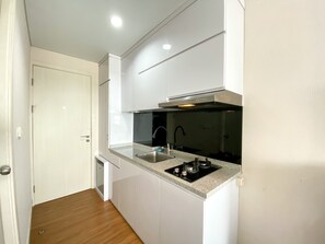 Deluxe Apartment | Private kitchen