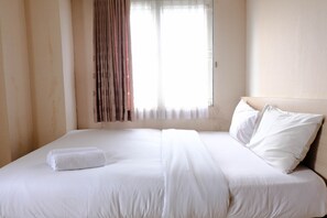 Deluxe Apartment, 2 Bedrooms - Simply Homey 2Br At 11St Floor Pinewood Apartment (Cileunyi)