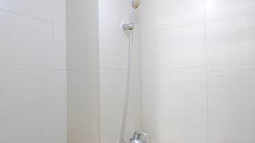 Deluxe apartman, 2 hálószobával | Fürdőszoba