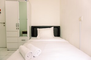 Individually decorated, individually furnished - Simply Studio No Kitchen Apartment At 5Th Floor Aeropolis Residence (Tangerang)