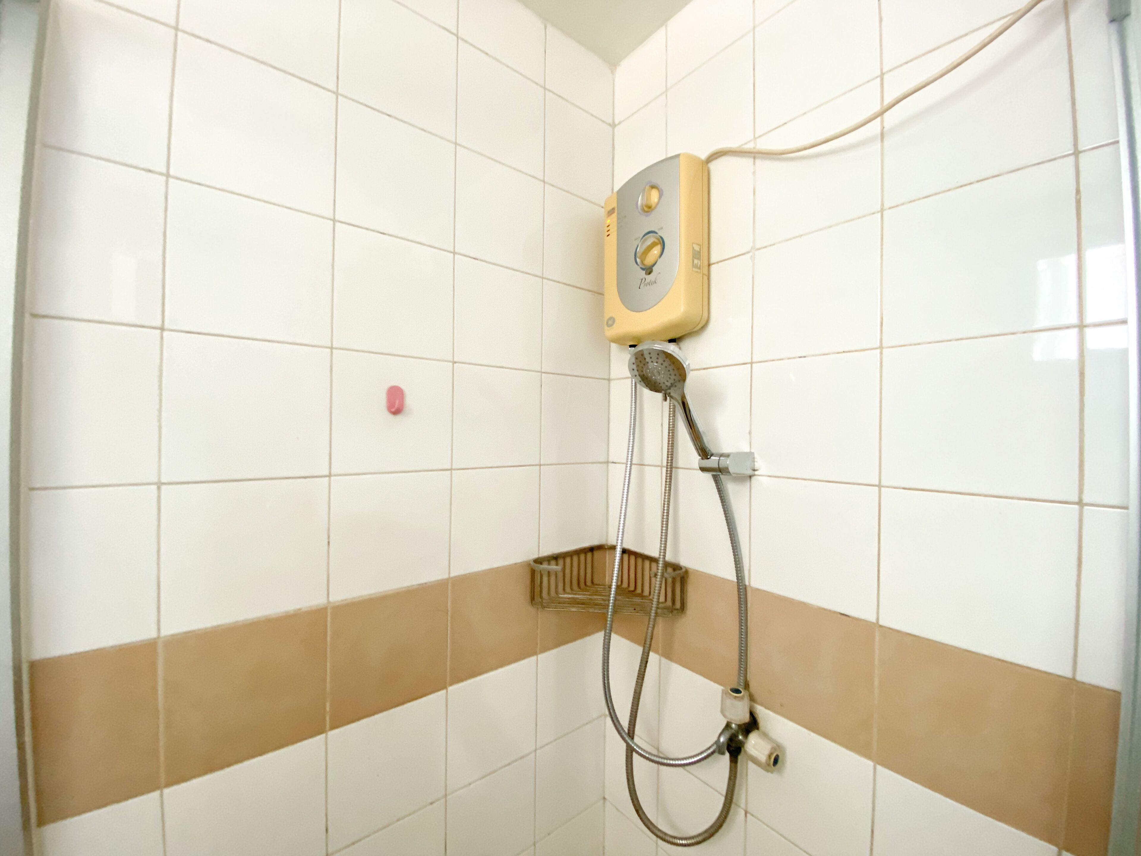 Deluxe Apartment | Bathroom