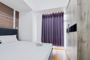 3 bedrooms, individually decorated, individually furnished, free WiFi - Good Deal And Comfortable 3Br Apartment M-Town Residence (Gading Serpong)