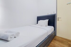 3 bedrooms, individually decorated, individually furnished, free WiFi - Good Deal And Comfortable 3Br Apartment M-Town Residence (Gading Serpong)