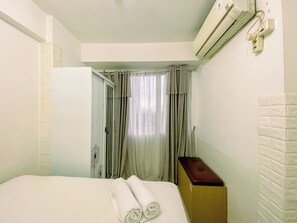 2 bedrooms, individually decorated, individually furnished, free WiFi - Best Startegic 2Br At Bassura City Apartment (Jakarta)