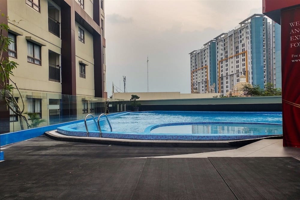 Nice Studio At 18Th Floor Atria Residences Gading Serpong Apartment