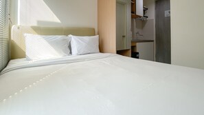 Deluxe Studio - Restful And Tidy Studio At Osaka Riverview Pik 2 Apartment (Teluknaga)
