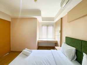 Deluxe Apartment, 2 Bedrooms | 2 bedrooms, individually decorated, individually furnished, free WiFi - Comfort 2Br At 6Th Floor Metropark Condominium Jababeka Apartment (Cikarang)