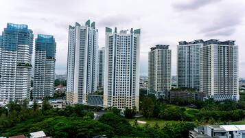 Vista de la ciutat des de l'allotjament