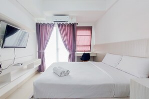 Deluxe Studio | Individually decorated, individually furnished, free WiFi - Comfy Studio At Poris 88 Apartment (Tangerang)