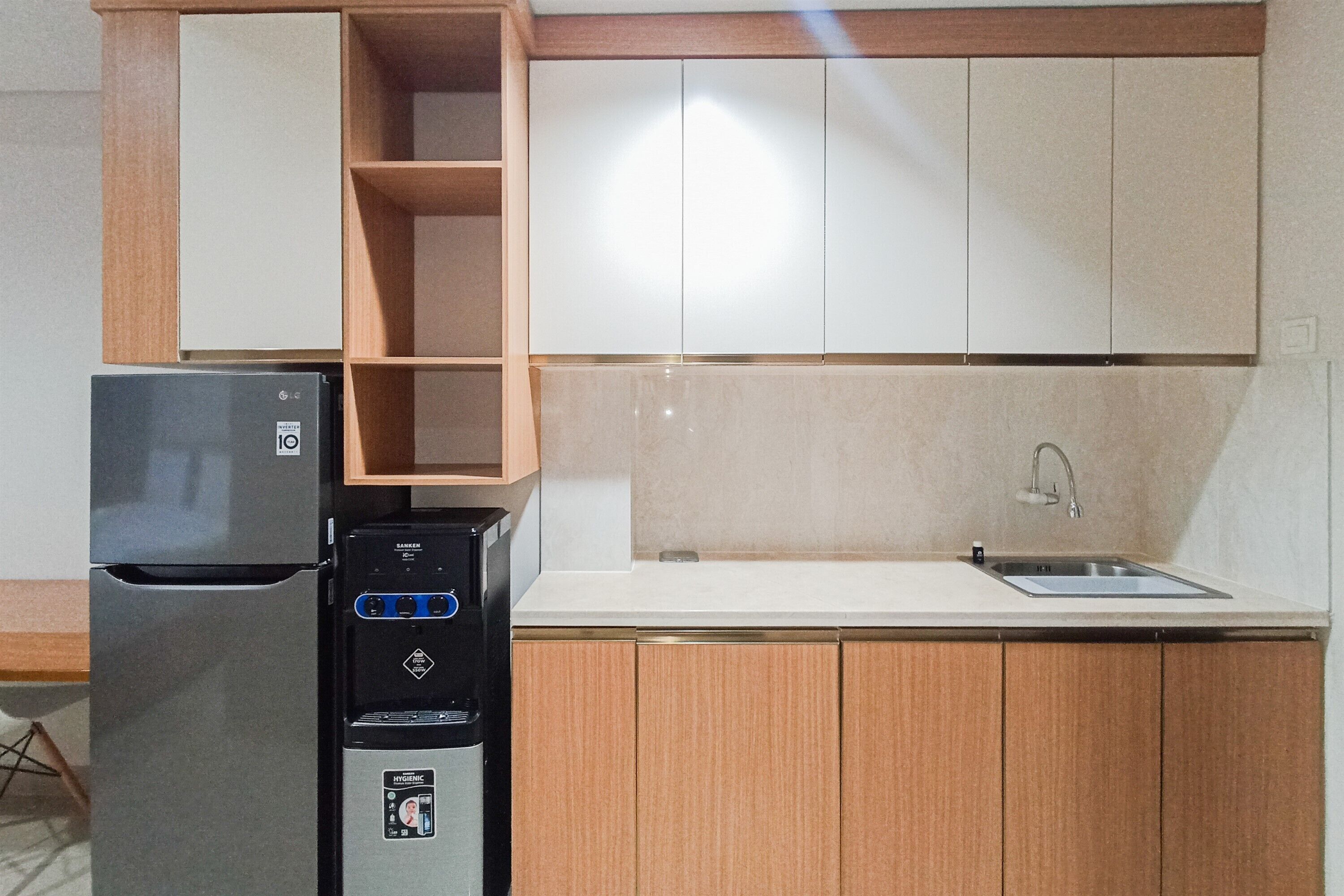 Deluxe-Studio | Eigene Küche | Großer Kühlschrank, Herdplatte