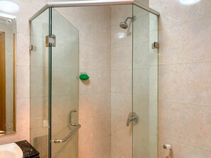Deluxe-Apartment, 1 Schlafzimmer | Badezimmer