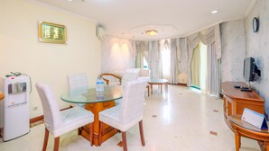 Deluxe Apartment, 2 Bedrooms | In-room dining - Spacious And Comfort 2Br With Maid Room At Permata Gandaria Apartment (Jakarta)