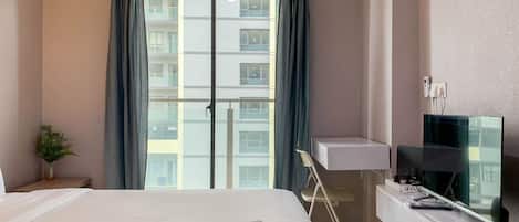 Individually decorated, individually furnished, free WiFi