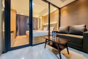 Deluxe Apartment, 1 Bedroom | Living area