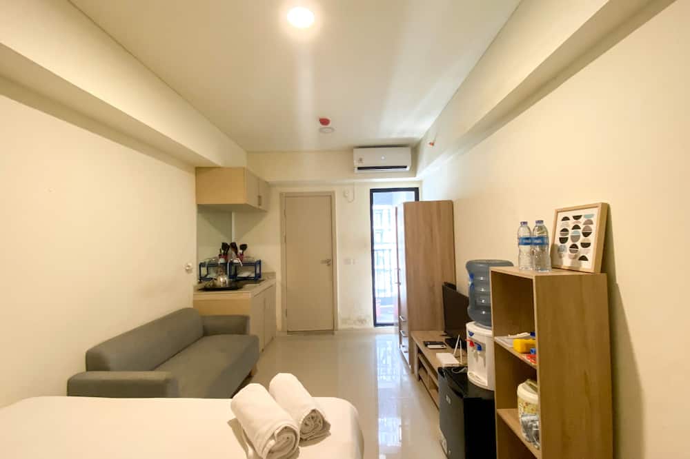 Simply Look And Enjoy Living Studio At Meikarta Apartment - Kec. Cibarusah