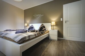 2 Schlafzimmer, Bügeleisen/Bügelbrett, Reisekinderbett, kostenloses WLAN