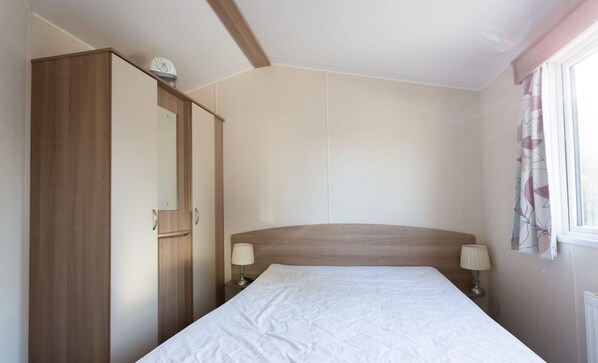 Room - Gorse Hill Hideaway (Poole, Dorset, United Kingdom)