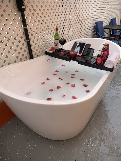North Suites Levittown