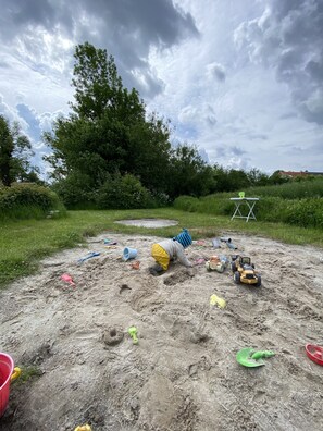 Children’s area - Family-friendly holidays at the Julianenhof: 10 minutes from the natural beach (Hagermarsch)