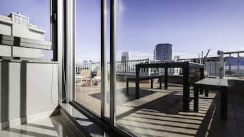 Apartment, 2 Bedrooms | Terrace/patio