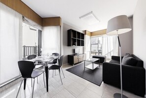 Apartment, 2 Bedrooms | Living area