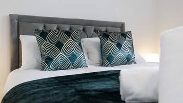 Apartment | 1 bedroom, iron/ironing board, free WiFi