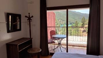Chambre Double, balcon | 1 chambre, chambres insonorisées, Wi-Fi gratuit