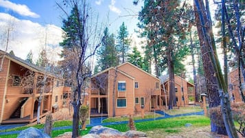 Apartment, 2 Bedrooms | Exterior