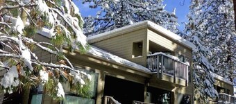 Sparrow's Nest 2 Bedroom Home by RedAwning