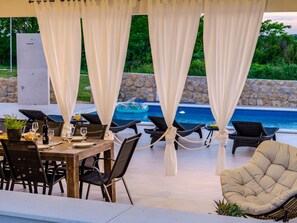 Villa | 4 Schlafzimmer