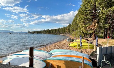 Foothill Folly 4 Bedroom Home by RedAwning