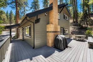 House, 4 Bedrooms | Outdoor dining