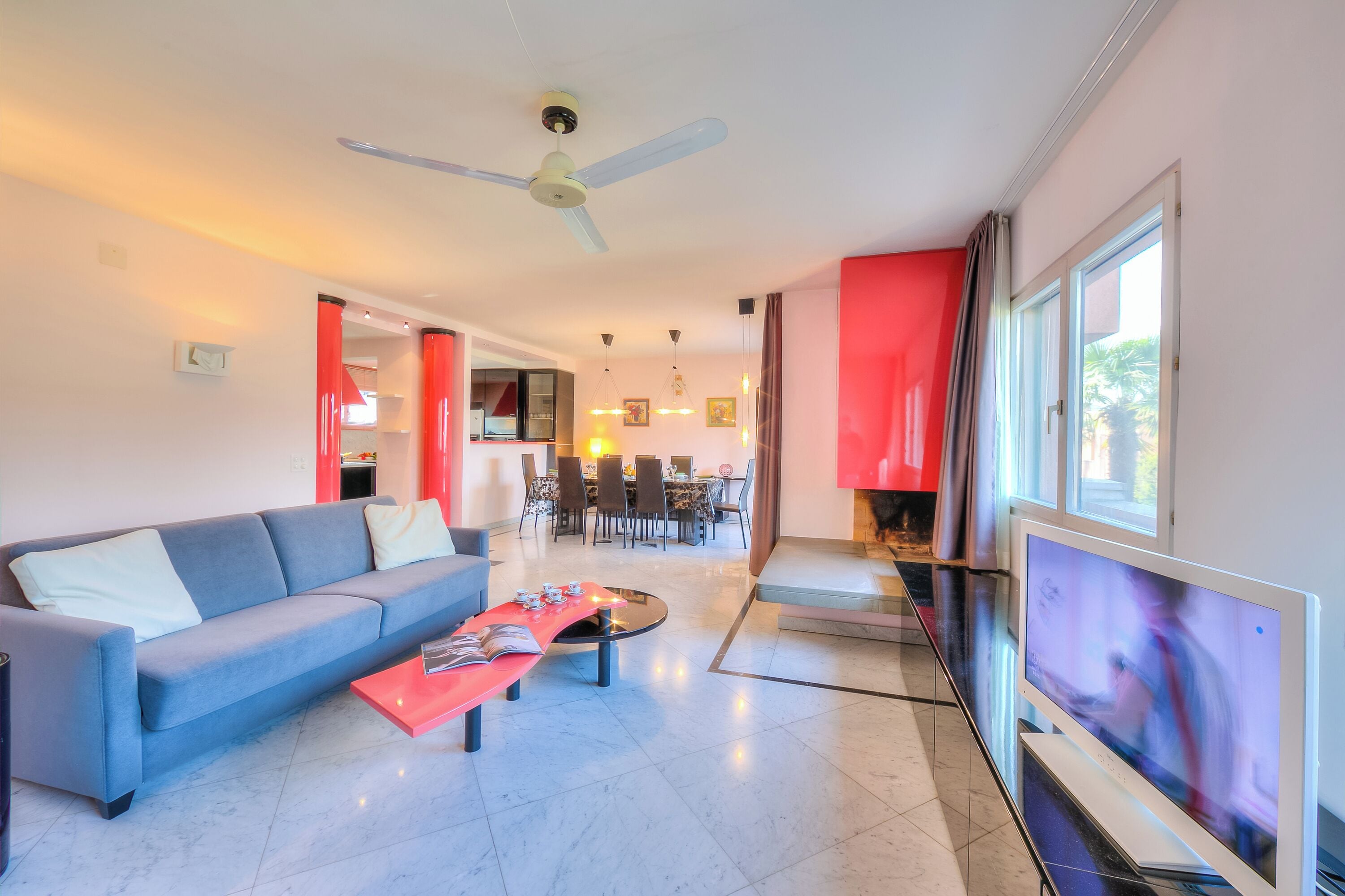 21-inch flat-screen TV with satellite channels, TV, stereo