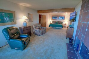 Casa, 4 quartos | 4 quartos, Wi-Fi de cortesia, roupa de cama