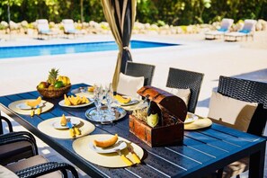 Villa | Restaurang utomhus