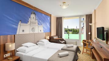 Superior Double or Twin Room | In-room safe, desk, free WiFi, bed sheets