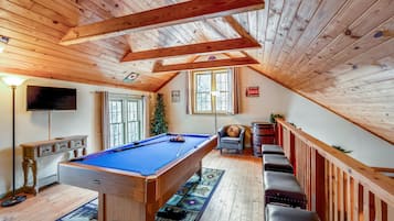 Cabin, 2 Bedrooms | Billiards