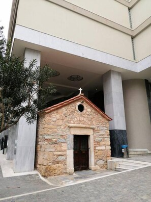 Unclassified image, 5 of 139, button - Magnificent Apartment Under the Acropolis (Athens)