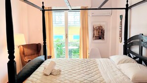 House | 2 bedrooms - Magnificent Apartment Under the Acropolis (Athens)
