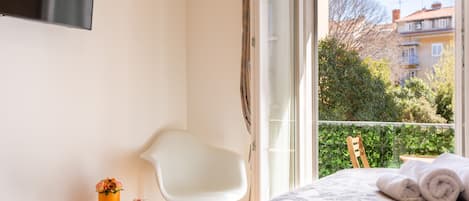 Deluxe Double Room with Balcony | Frette Italian sheets, premium bedding, memory foam beds, minibar