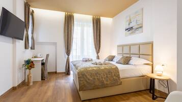 Deluxe Double Room with Balcony | Frette Italian sheets, premium bedding, memory-foam beds, minibar