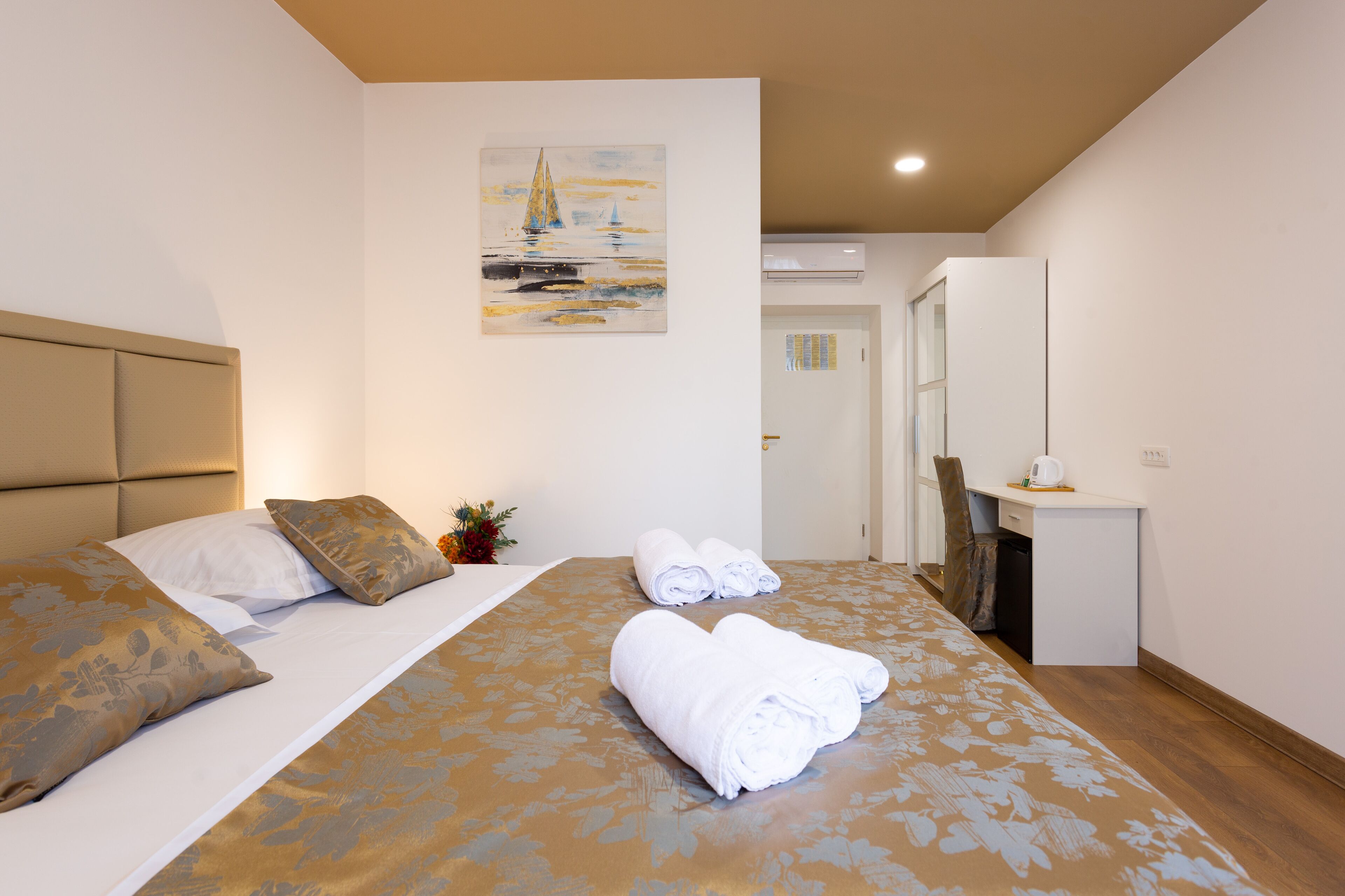 Photo - Luxury Rooms Fetivi