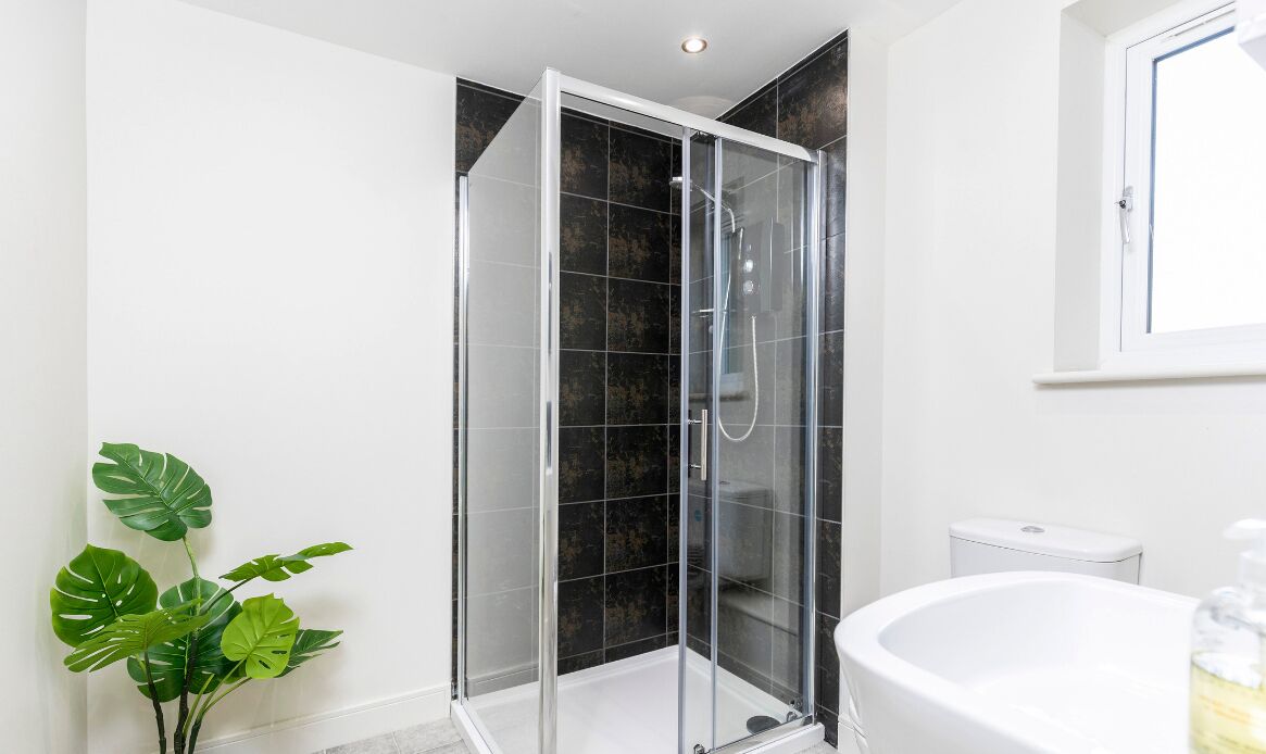 Apartment | Bathroom | Hair dryer, towels