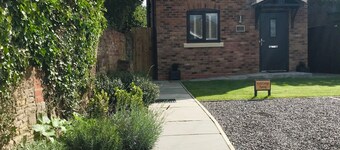 Styfel Cottage Stillington perfect village location with off-street parking ❤️ ❤️