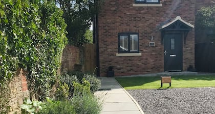 Styfel Cottage Stillington perfect village location with off-street parking ❤️ ❤️