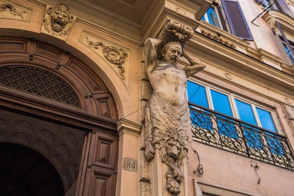 Detalhe da fachada